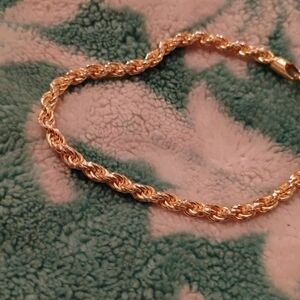 Elegant Gold Rope Chain Bracelet